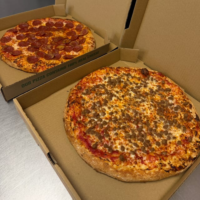 BOGO (2 Large 2 Topping).